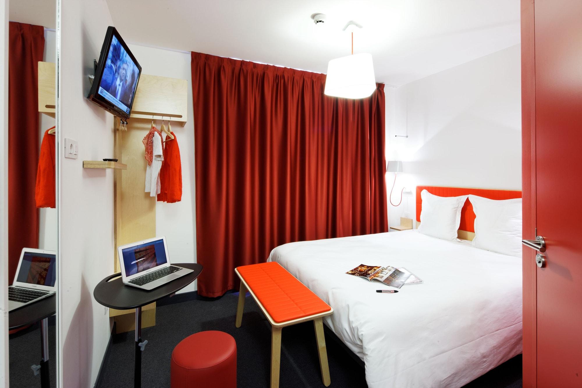 Ibis Styles Calais Centre Hotel Exterior foto